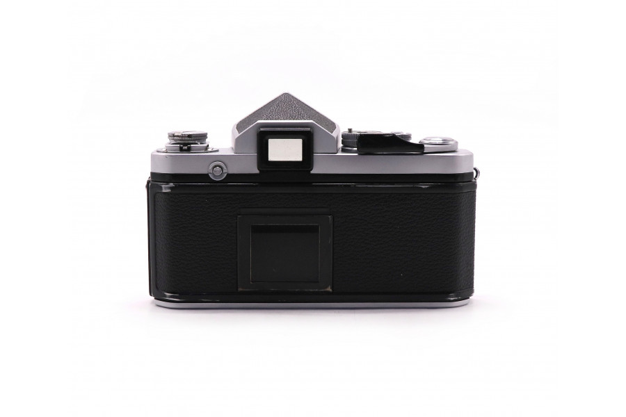 Nikon F2 body с призмой-видоискателем Nikon F