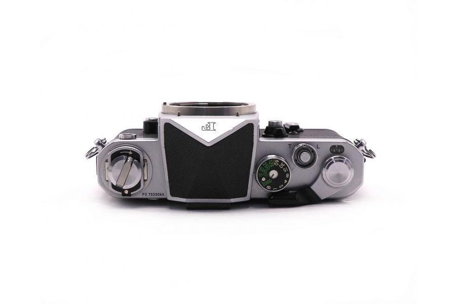 Nikon F2 body с призмой-видоискателем Nikon F