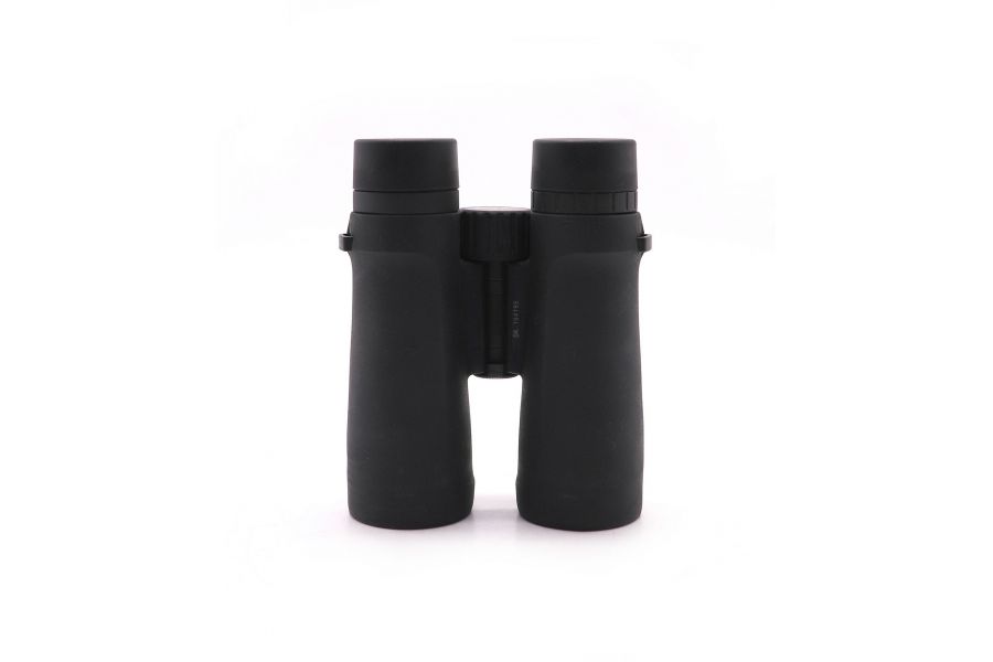 Бинокль Nikon Monarch 3 8x42 Waterproof отличный