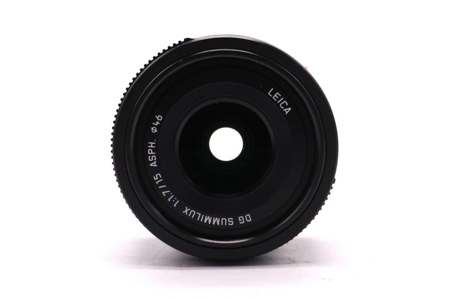 Panasonic Summilux 15mm f/1.7 Asph DG в упаковке