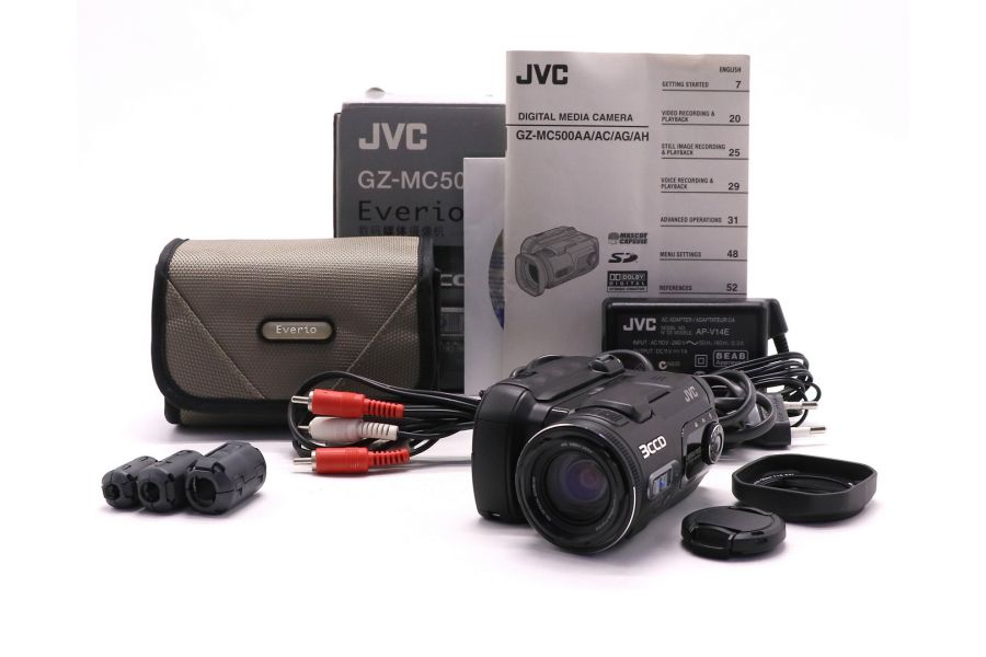 Видеокамера JVC GZ-MC500AH Everio в упаковке
