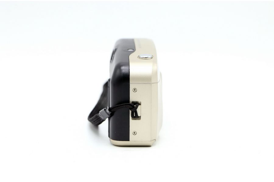 Плёночный фотоаппарат Samsung Fino 30S