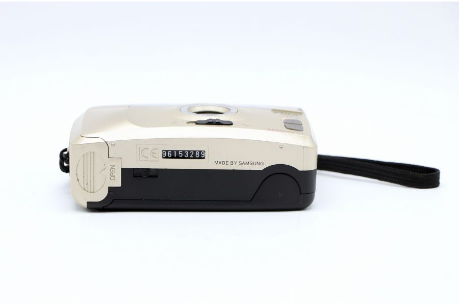 Плёночный фотоаппарат Samsung Fino 30S