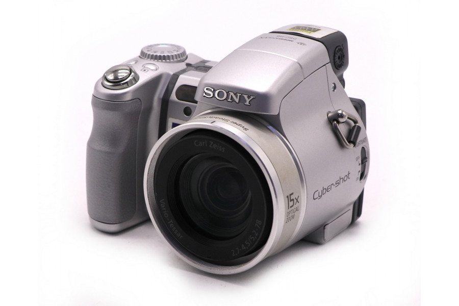 Цифровой фотоаппарат Sony Cyber-shot DSC-H9 