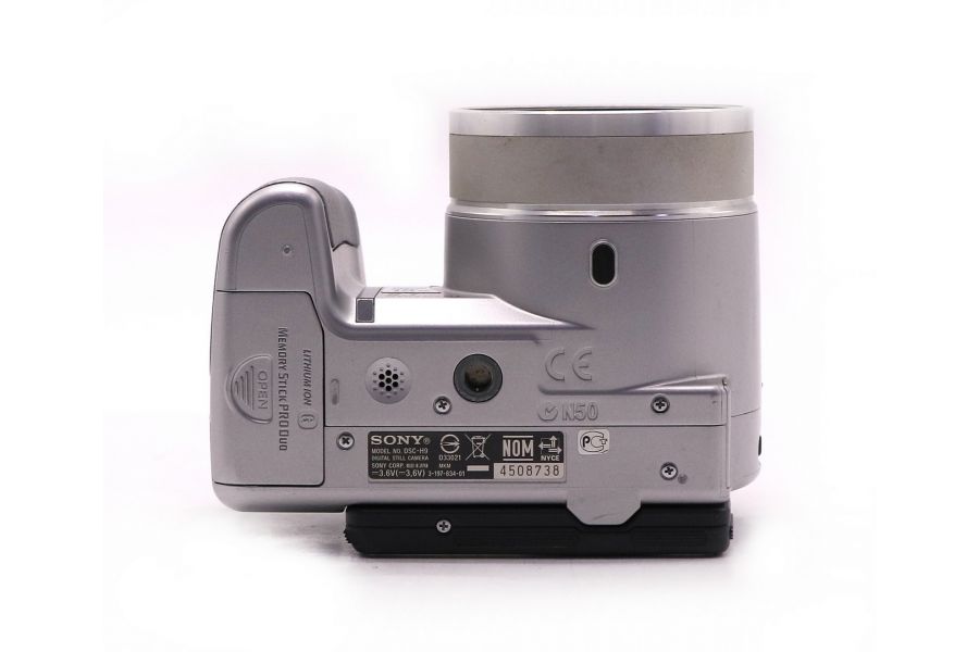 Цифровой фотоаппарат Sony Cyber-shot DSC-H9 