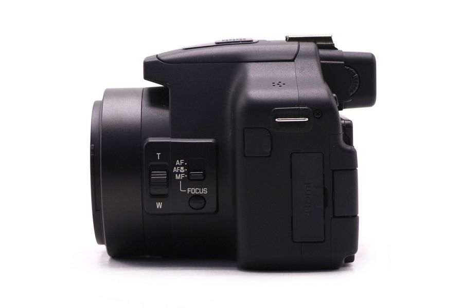 Цифровая компактная фотокамера Leica V-Lux 3