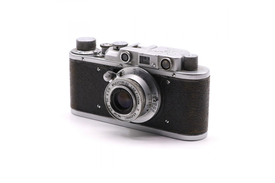 Пленочный фотоаппарат Зоркий + Индустар 22 (СССР)