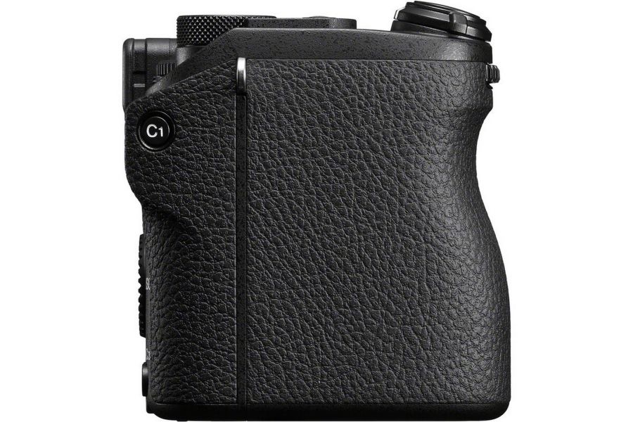 Фотоаппарат Sony A6700 body (пробег 10 кадров)