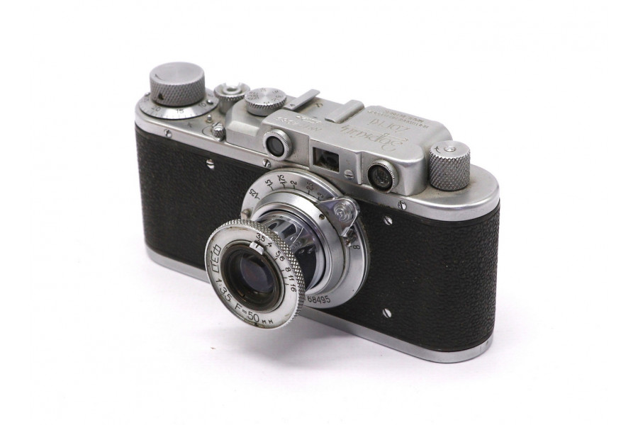 Фотокамера Зоркий / Zorki + Индустар-10 (СССР)