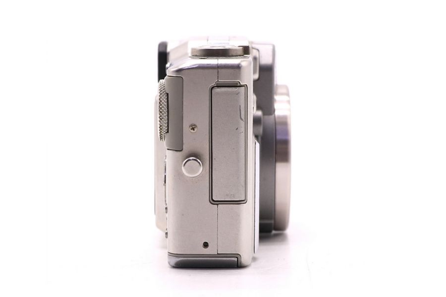 Компактная цифровая камера Casio Exilim EX-P600