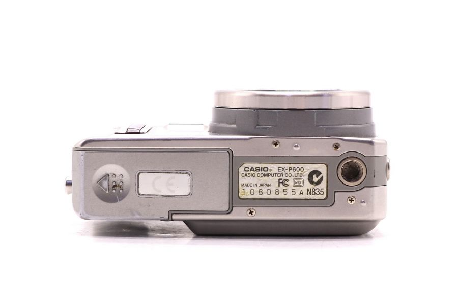Компактная цифровая камера Casio Exilim EX-P600