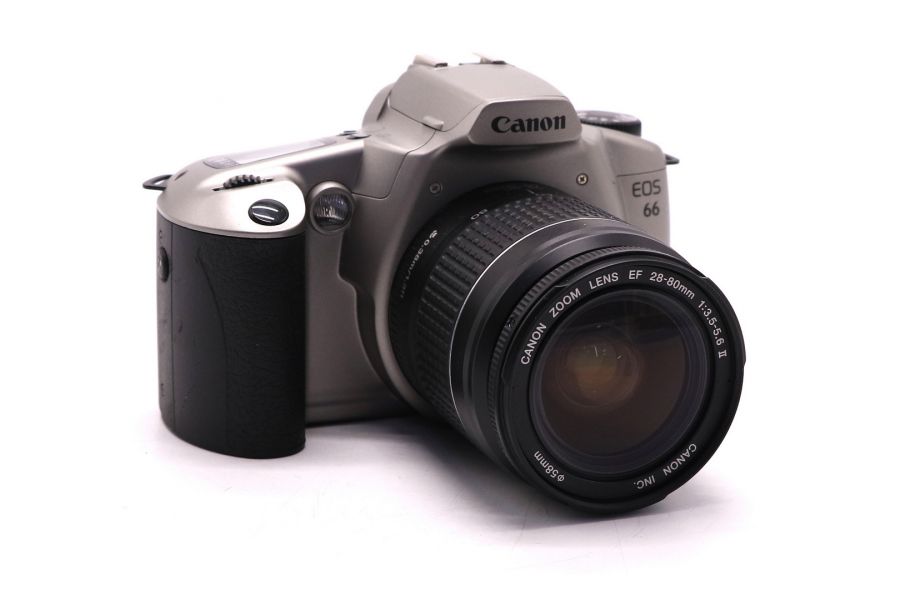 Малоформатный фотоаппарат Canon EOS 66 kit