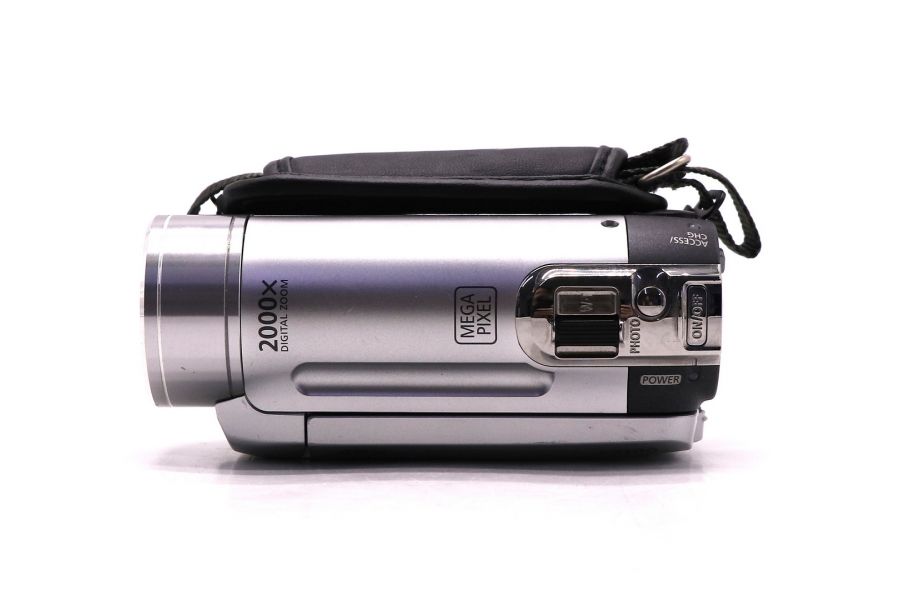 Компактная цифровая видеокамера Canon FS100