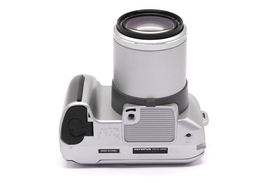 Плёночный фотоаппарат Olympus IS-500 в упаковке