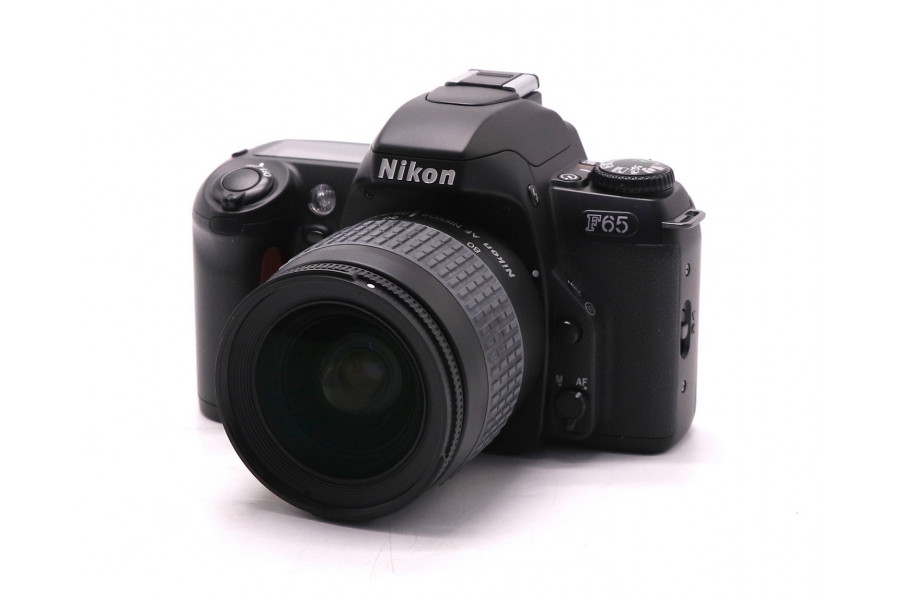 Плёночный фотоаппарат Nikon F65 kit в упаковке