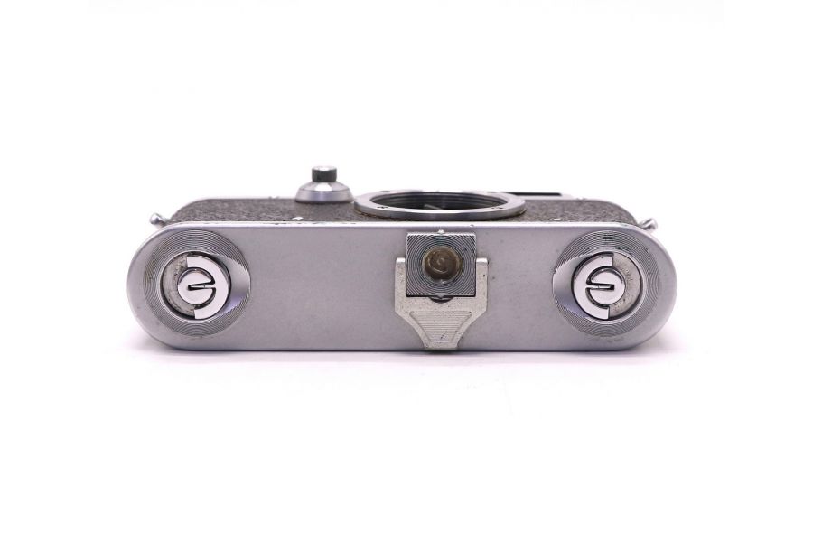 Советский дальномерный фотоаппарат Зоркий 3 body