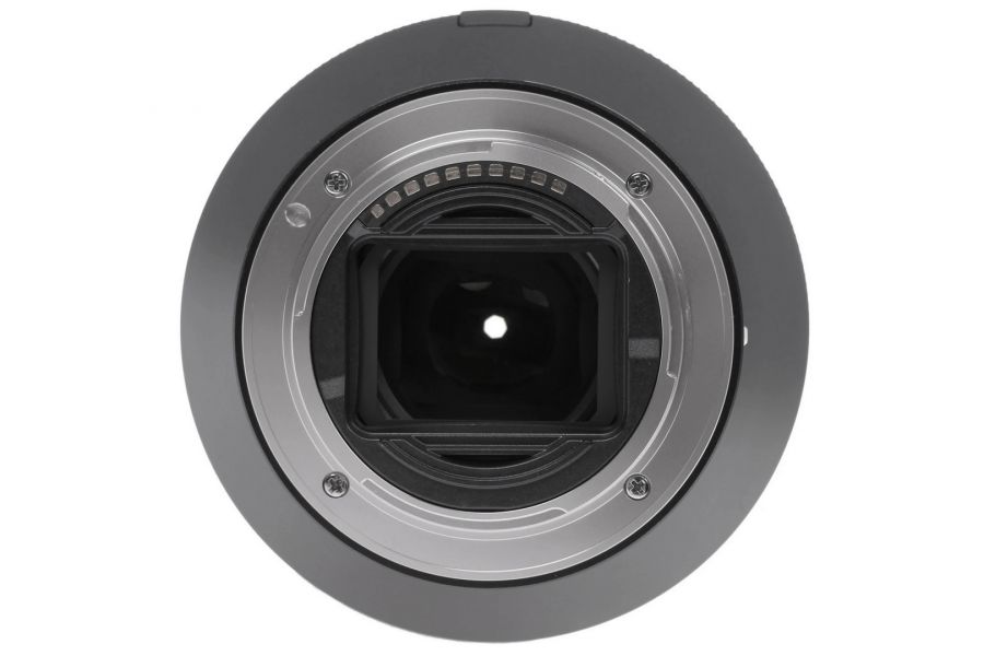 Объектив Sony FE 24-240mm f/3.5-6.3 OSS