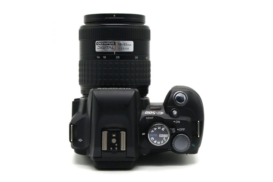 Olympus E-500 kit 14-45mm f/3.5-5.6 (пробег 5330 кадров)