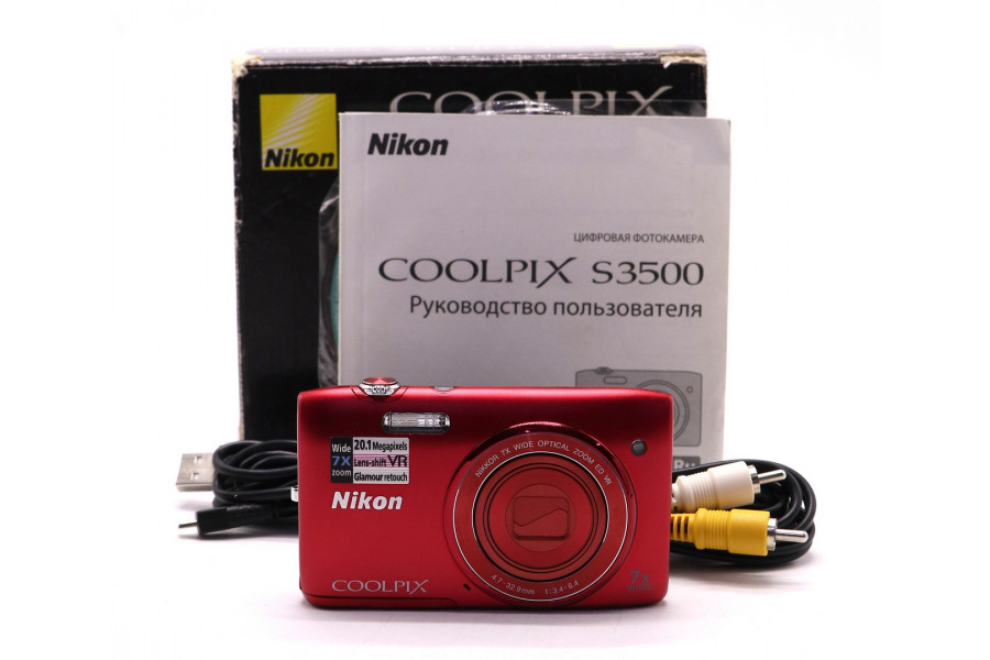 Компактный Nikon Coolpix S3500 в упаковке
