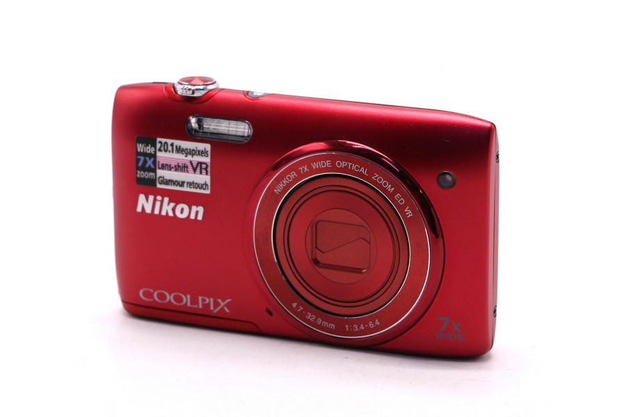 Компактный Nikon Coolpix S3500 в упаковке