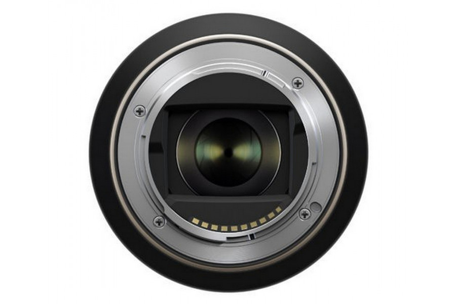 Объектив Tamron 17-70mm f/2.8 DI III-A VC RXD для Sony E