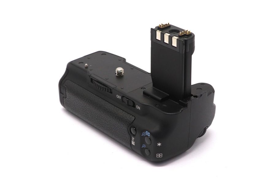 Удобная батарейная ручка Canon BG-E3 в упаковке