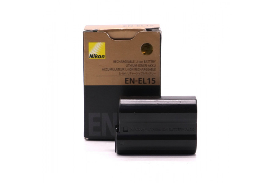 Литий-ионный аккумулятор Nikon EN-EL15 в упаковке