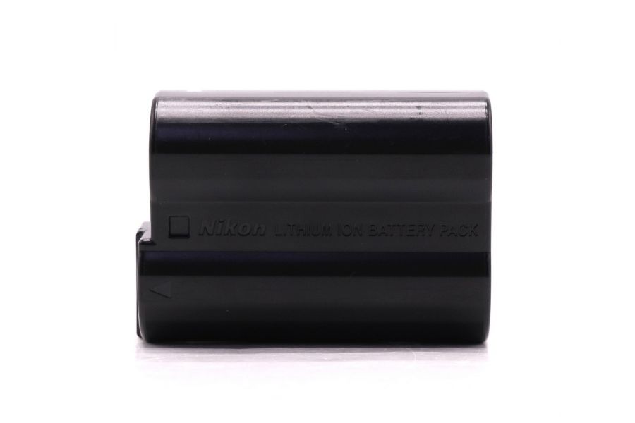 Литий-ионный аккумулятор Nikon EN-EL15 в упаковке
