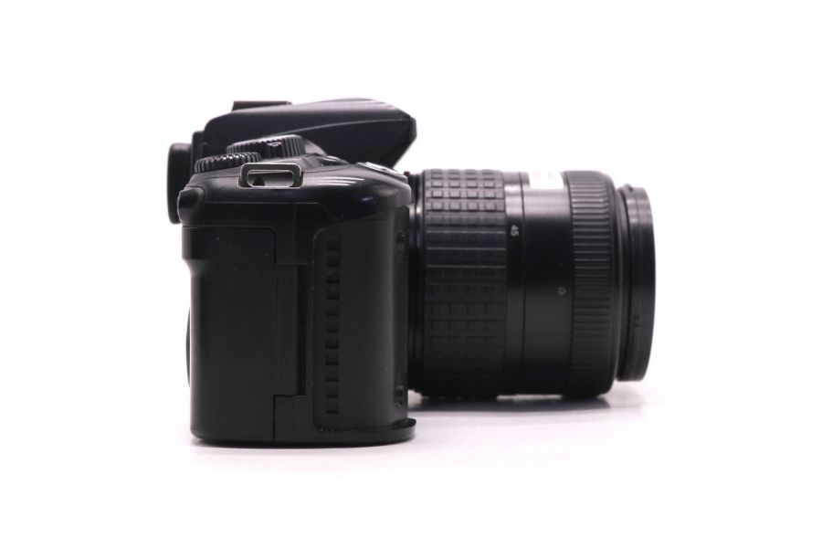 Olympus E-500 kit 14-45mm f/3.5-5.6 (пробег 32500 кадров)