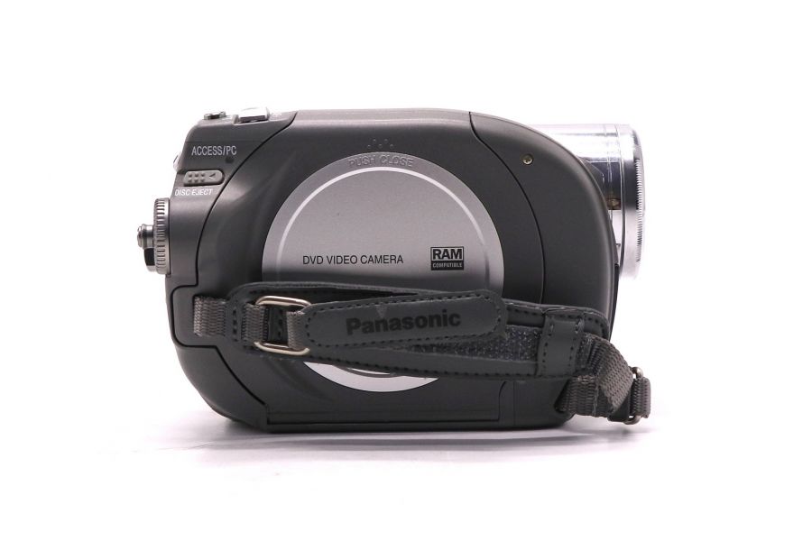 Видеокамера Panasonic VDR-D250EE в упаковке