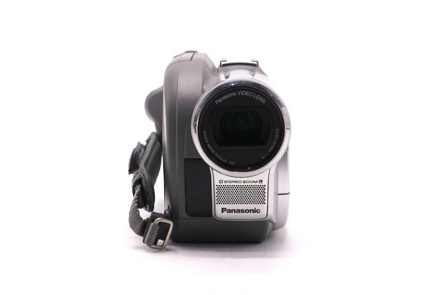 Видеокамера Panasonic VDR-D250EE в упаковке