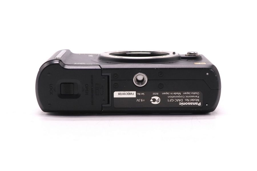 Panasonic Lumix DMC-GF1 body (пробег 3495 кадров)
