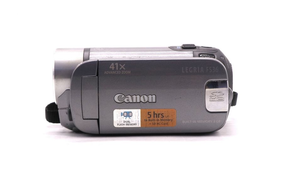 Легкая и простая видеокамера Canon Legria FS36