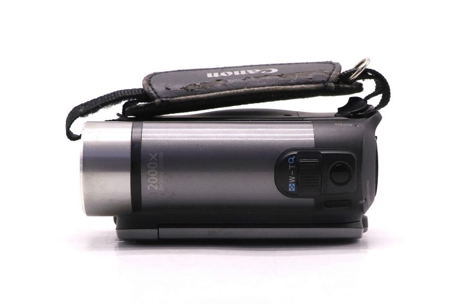 Легкая и простая видеокамера Canon Legria FS36