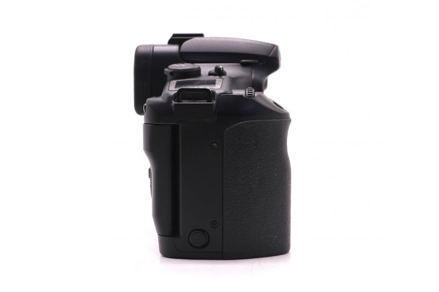 Фотоаппарат зеркальный пленочный Canon EOS 30 body