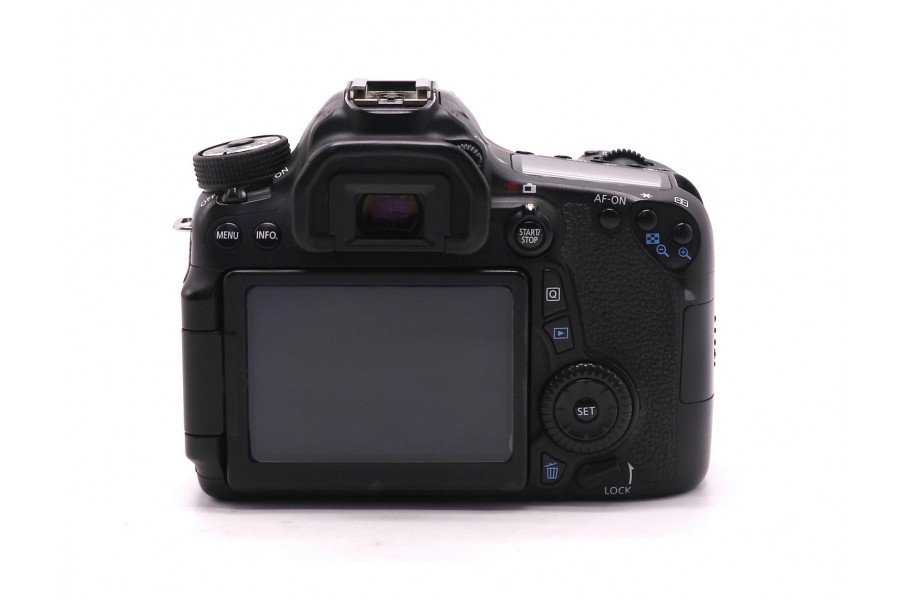 Фотоаппарт зеркальная Canon EOS 70D body