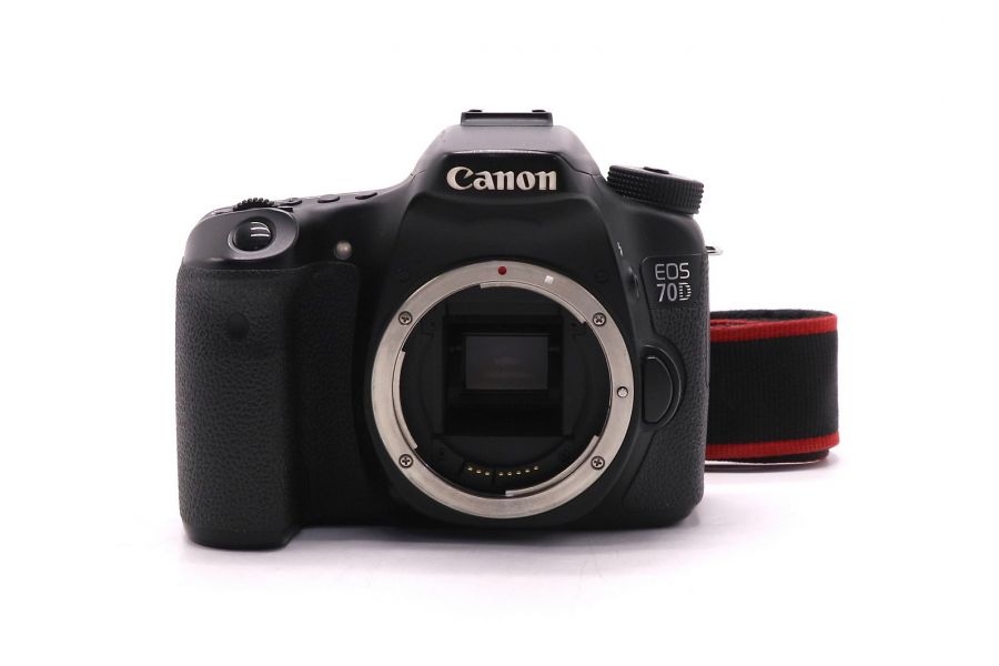 Фотоаппарт зеркальная Canon EOS 70D body