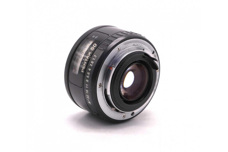 Cтандартный объектив Pentax-FA SMC 50mm f/1.8