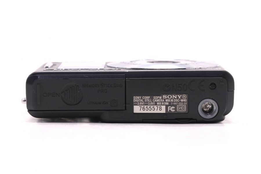 Компактная цифровая камера Sony Cyber-shot DSC-W40
