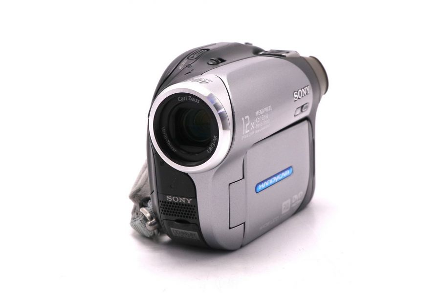 Видеокамера Sony DCR-DVD203E Handycam