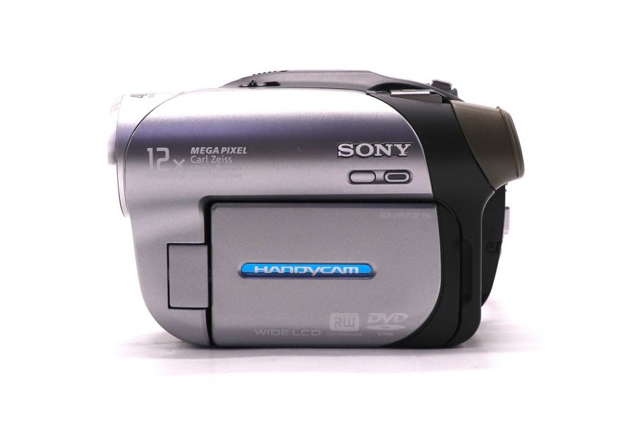 Видеокамера Sony DCR-DVD203E Handycam
