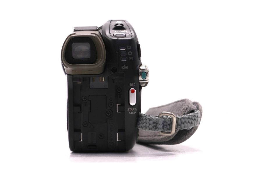 Видеокамера Sony DCR-DVD203E Handycam