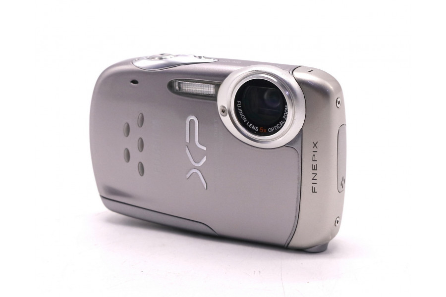 Фотоаппарат Fujifilm FinePix XP10 в упаковке