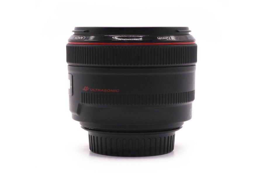 Объектив Canon EF 50mm f/1.2L USM в упаковке