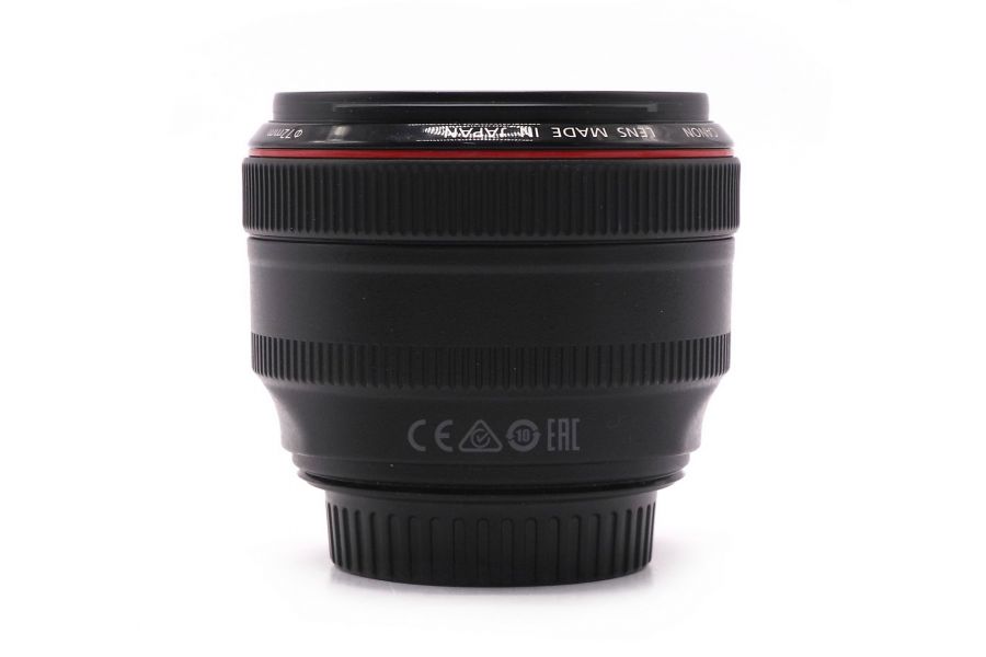 Объектив Canon EF 50mm f/1.2L USM в упаковке
