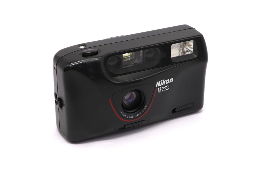 Аналоговый фотоаппарат Nikon AF 200 Quartz Date