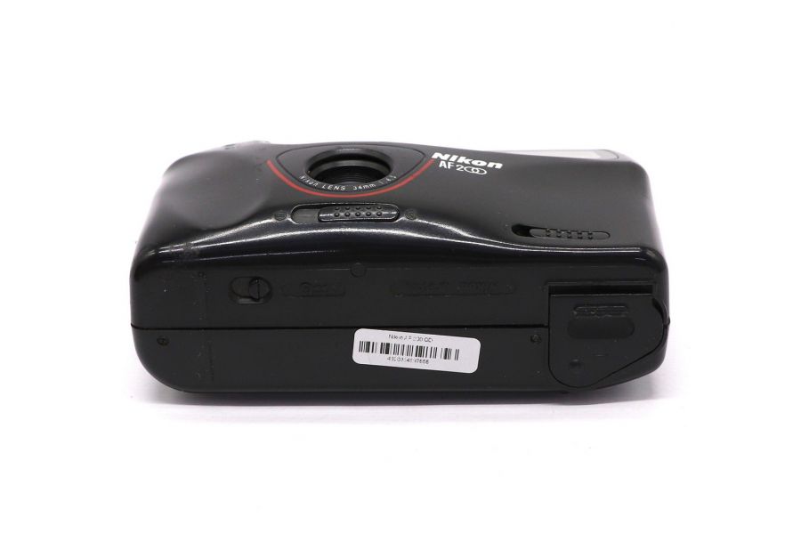 Аналоговый фотоаппарат Nikon AF 200 Quartz Date