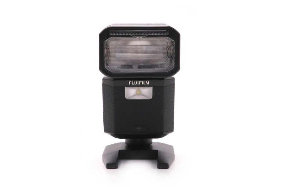Фотовспышка черная Fujifilm EF-X500 в упаковке