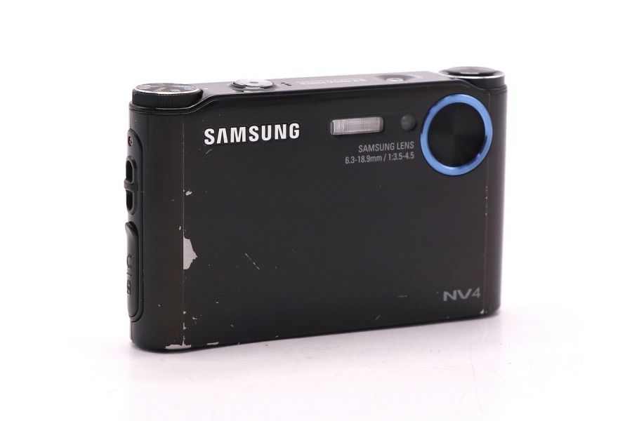 Фотокамера цифровая компактная Samsung NV4