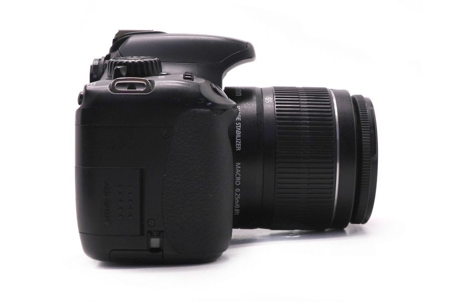 Фотокамера Canon EOS 550D kit (пробег 124000 кадров)